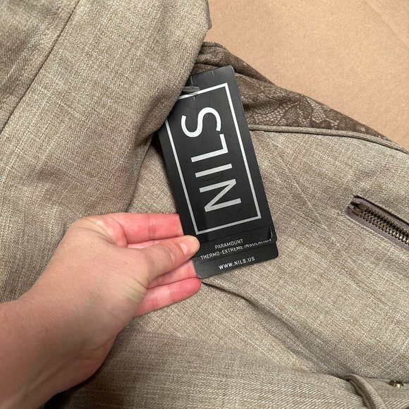 New Nils Hanna Ski Snowboard Womens Jacket Size 4 Color Linen - Picture 4 of 4